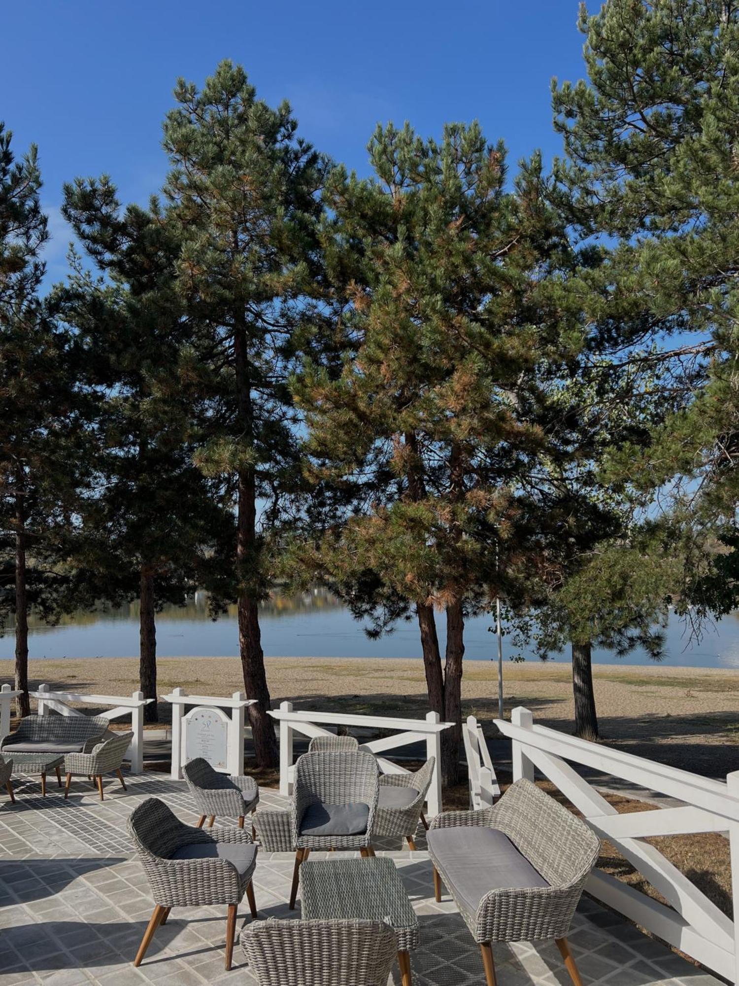 Garni Hotel Oblacinsko Jezero Oblacina Exterior photo